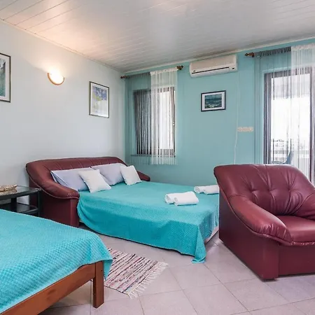 Apartment Nada *